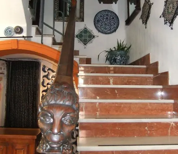 Landazuri 2* Granada